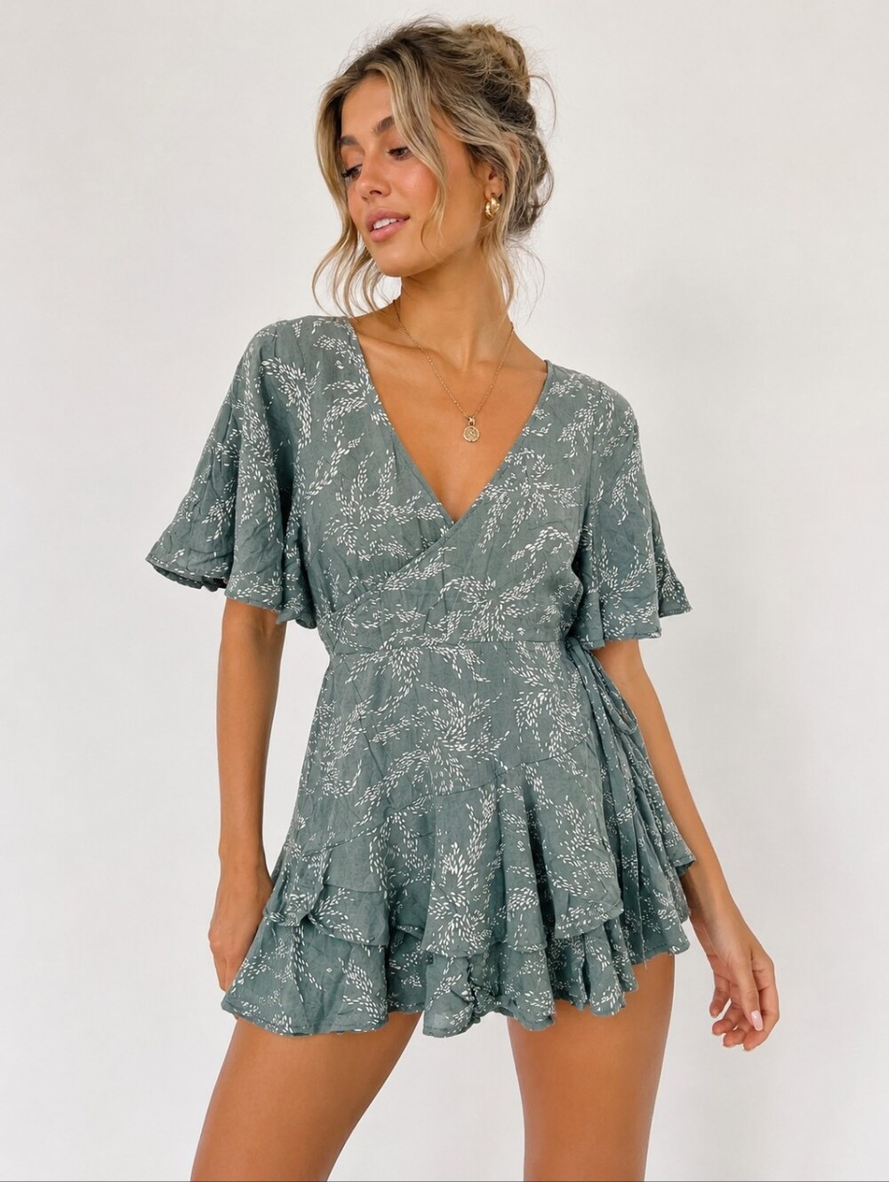 Princess Polly Sage Green Floral Wrap Romper Size US 6 AU/UK 10